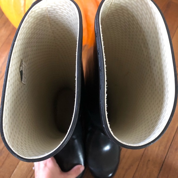 Hunter Rain Boats 6M/7F - Picture 4 of 11